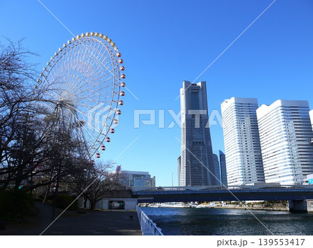 青空が広がるみなとみらい 139553417