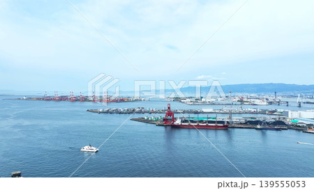 港湾の風景ドローン空撮 港湾の風景ドローン空撮 139555053