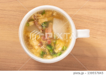 かぶとベーコン 卵スープ かぶとベーコン 卵スープ 139557843