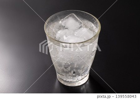 炭酸水 レモン 炭酸水 レモン 139558043