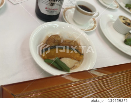 ホテルでのパーティー料理 139559873