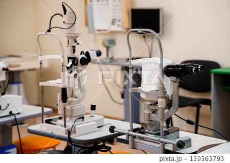 Slit Lamp Exam Ophthalmology Equipment Clinic Eye Test Medical Device Optometry Instrument Healthcare Technology Examination Apparatus 139563793