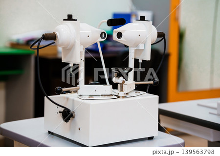 White Optometry Phoropter Refraction Instrument Eye Exam Medical Device Clinic Healthcare Vision Testing Equipment Ophthalmology 139563798