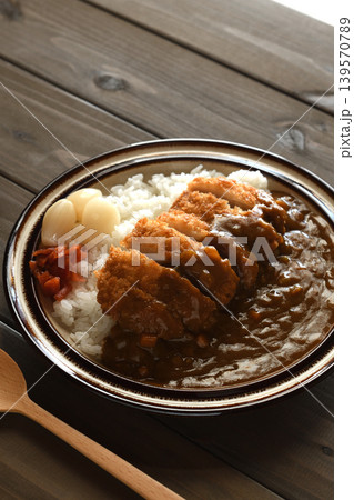 カツカレー 139570789