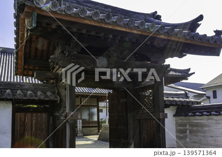 笠岡市街地 壽正院 山門 岡山県笠岡市 笠岡市街地 壽正院 山門 岡山県笠岡市 139571364