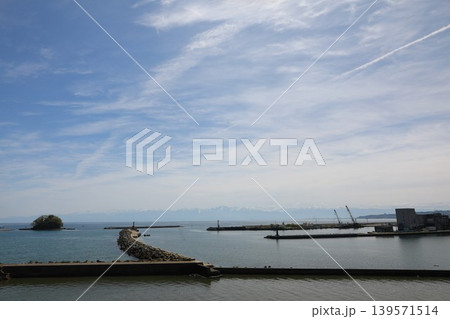 富山 日本海 氷見 雨晴海岸 富山 日本海 氷見 雨晴海岸 139571514