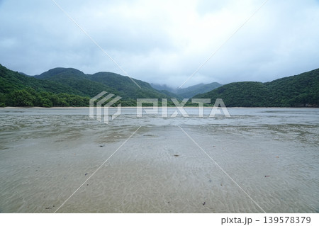 沖縄県_西表島_網取湾_ウダラ浜 139578379