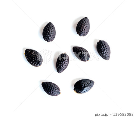 Passion fruit black dry seeds isolated 139582088