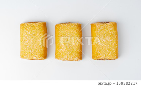 Fig roll bar, square sugar cookies with fruit filling isolated 139582217