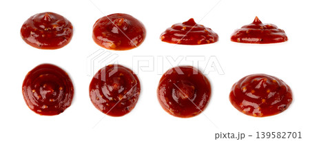 Bbq sauce splash isolated, barbecue ketchup stain Bbq sauce splash isolated, barbecue ketchup stain 139582701