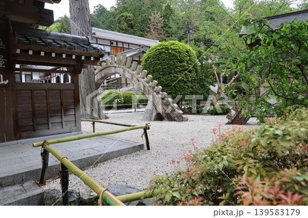 京都市にある永興寺の境内風景 139583179