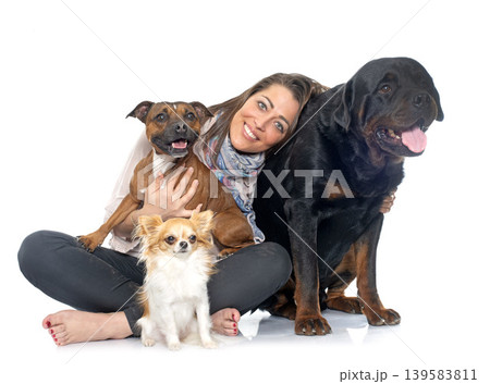 woman and dogs 139583811