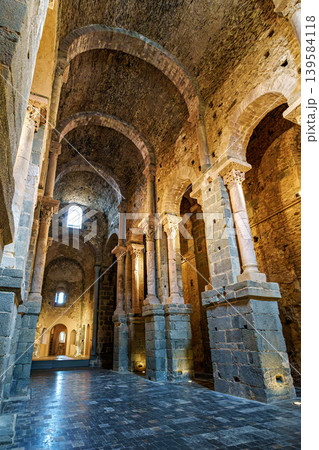 Interior of the antique monastery Sant Pedro de Rodes in the National Park of Cap de Creus, Emporda, Girona, Spain 139584118