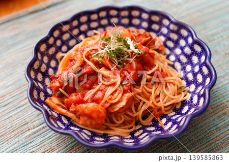 エビのトマトパスタ shrimp tomato pasta 139585863