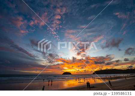 Colorful Sunset Reflection on Water Colorful Sunset Reflection on Water 139586131
