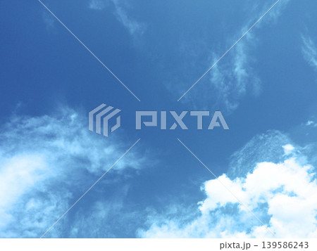 空、雲、背景、風景、青、自然、光、バックグラウンド、青空、太陽、日本、夏、青色、林檎、リンゴ、花、植 空、雲、背景、風景、青、自然、光、バックグラウンド、青空、太陽、日本、夏、青色、林檎、リンゴ、花、植 139586243