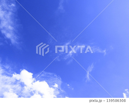 空、雲、背景、風景、青、自然、光、バックグラウンド、青空、太陽、日本、夏、青色、林檎、リンゴ、花、植 空、雲、背景、風景、青、自然、光、バックグラウンド、青空、太陽、日本、夏、青色、林檎、リンゴ、花、植 139586308