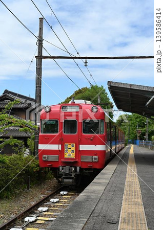 名鉄御嵩駅に停車中の6000系電車 イベント系統版 名鉄御嵩駅に停車中の6000系電車 イベント系統版 139586414