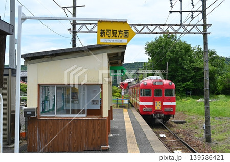 名鉄御嵩口に停車中の6000系電車 イベント系統版 名鉄御嵩口に停車中の6000系電車 イベント系統版 139586421