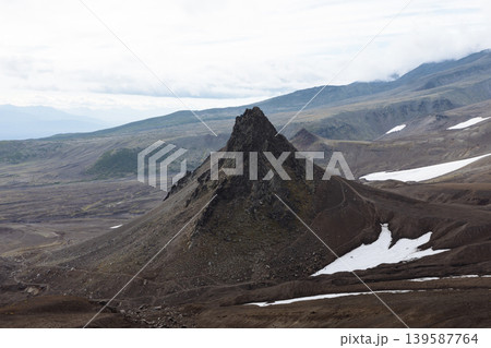 Hikers on Camel Mountain ridge between Koryaksky and Avachinsky volcanoes 139587764