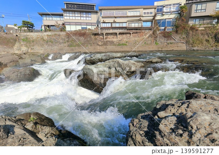 【兵庫県】晴天の闘竜灘(加古川) 【兵庫県】晴天の闘竜灘(加古川) 139591277