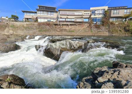 【兵庫県】晴天の闘竜灘(加古川) 【兵庫県】晴天の闘竜灘(加古川) 139591280