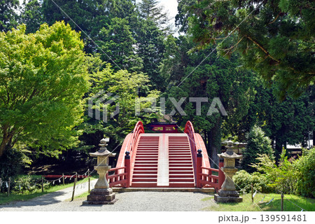 丹生都比売神社の赤い鳥居 139591481