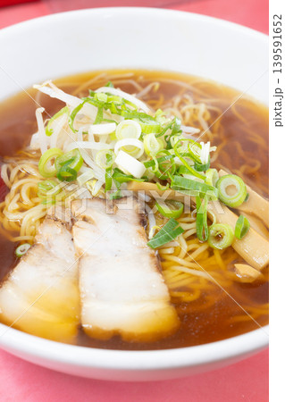 おいしい町中華のラーメン 139591652