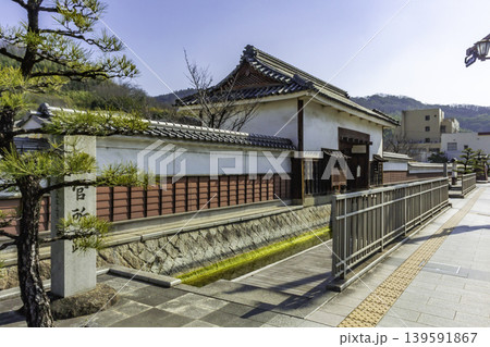 笠岡市街地 小田県庁門 戸川氏陣屋門 岡山県笠岡市 笠岡市街地 小田県庁門 戸川氏陣屋門 岡山県笠岡市 139591867