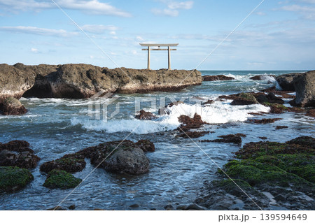 大洗　磯前神社　神磯の鳥居 139594649