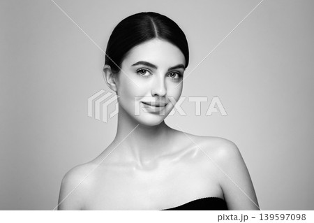 Portrait beautiful young woman with clean fresh skin 139597098