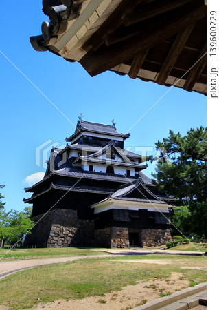 八雲立つ出雲国の名城…千鳥城こと『松江城』の国宝天守 八雲立つ出雲国の名城…千鳥城こと『松江城』の国宝天守 139600229