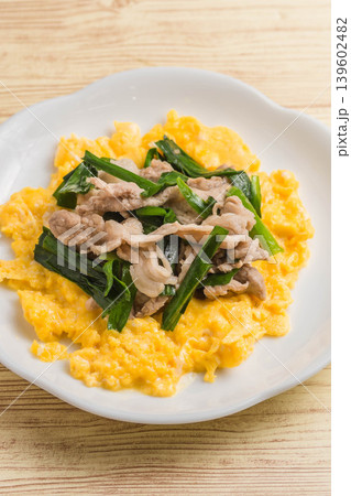豚肉とニラの玉子炒め 139602482