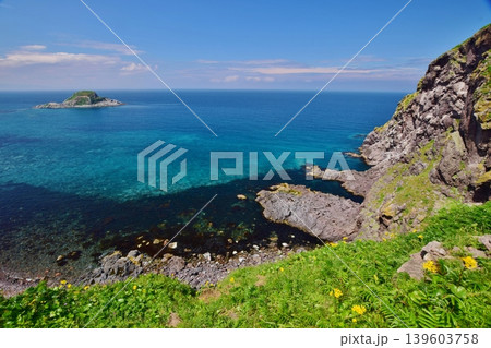 利尻島の夏景色 利尻島の夏景色 139603758