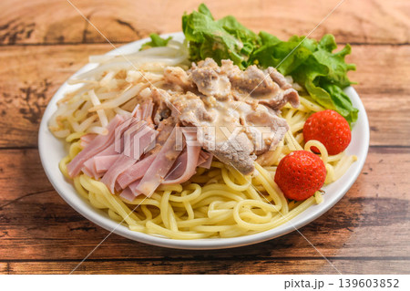 ごまだれ冷し中華 ごまだれ冷し中華 139603852