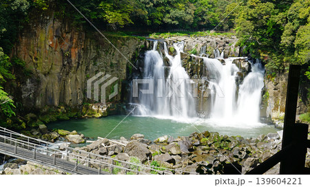 関之尾の滝　宮崎県 139604221
