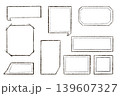 手書きシンプルなフレーム 139607327