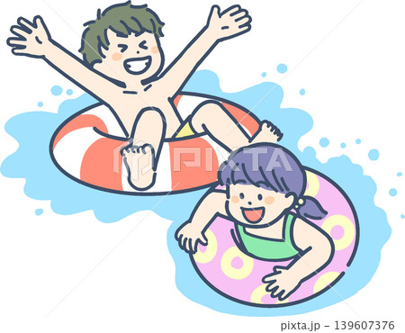 浮き輪に浮かんで遊ぶ男の子と女の子の子供たち 浮き輪に浮かんで遊ぶ男の子と女の子の子供たち 139607376