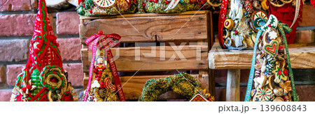 Christmas tree table cones mini decoration for new year 139608843