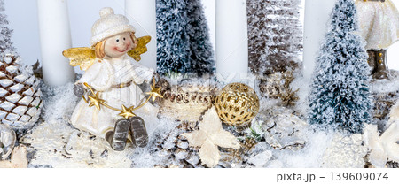 Christmas tree table cones mini decoration for new year 139609074