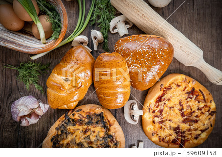 Fresh pastries buns wicker basket rustic style bakery 139609158