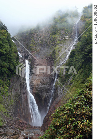 称名の滝 富山県 称名の滝 富山県 139609662