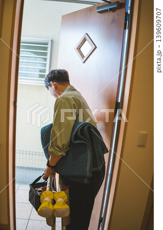 40‑something worker 40‑something worker 139609707