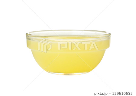 Lemon juice in a bowl, ready for recipes, PNG Lemon juice in a bowl, ready for recipes, PNG 139610653