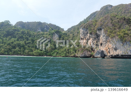 Phi Phi Island in Thailand, islands in the ocean 139616649