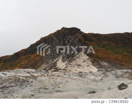 10月上旬の栗駒山(岩手県一関市・宮城県栗原市・秋田県東成瀬村) 10月上旬の栗駒山(岩手県一関市・宮城県栗原市・秋田県東成瀬村) 139618082