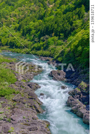 高知県梼原町 八百とどろの渓谷と四万十川水系の絶景 高知県梼原町 八百とどろの渓谷と四万十川水系の絶景 139618711