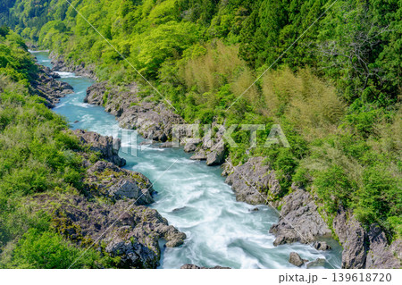 高知県梼原町 八百とどろの渓谷と四万十川水系の絶景 高知県梼原町 八百とどろの渓谷と四万十川水系の絶景 139618720