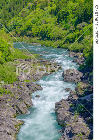 高知県梼原町 八百とどろの渓谷と四万十川水系の絶景 高知県梼原町 八百とどろの渓谷と四万十川水系の絶景 139618725