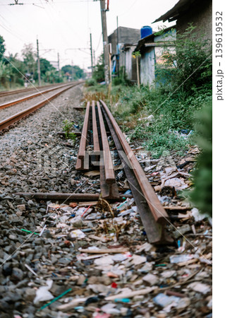 Public transportation railway tracks in metropolitan area 139619532